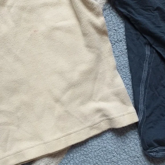 🗽 Pepe ribbed tee shirt - Picture 2 of 4